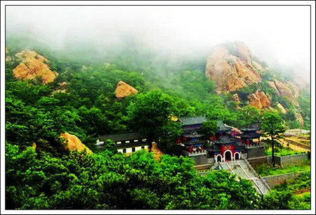 【七律】屋脊山